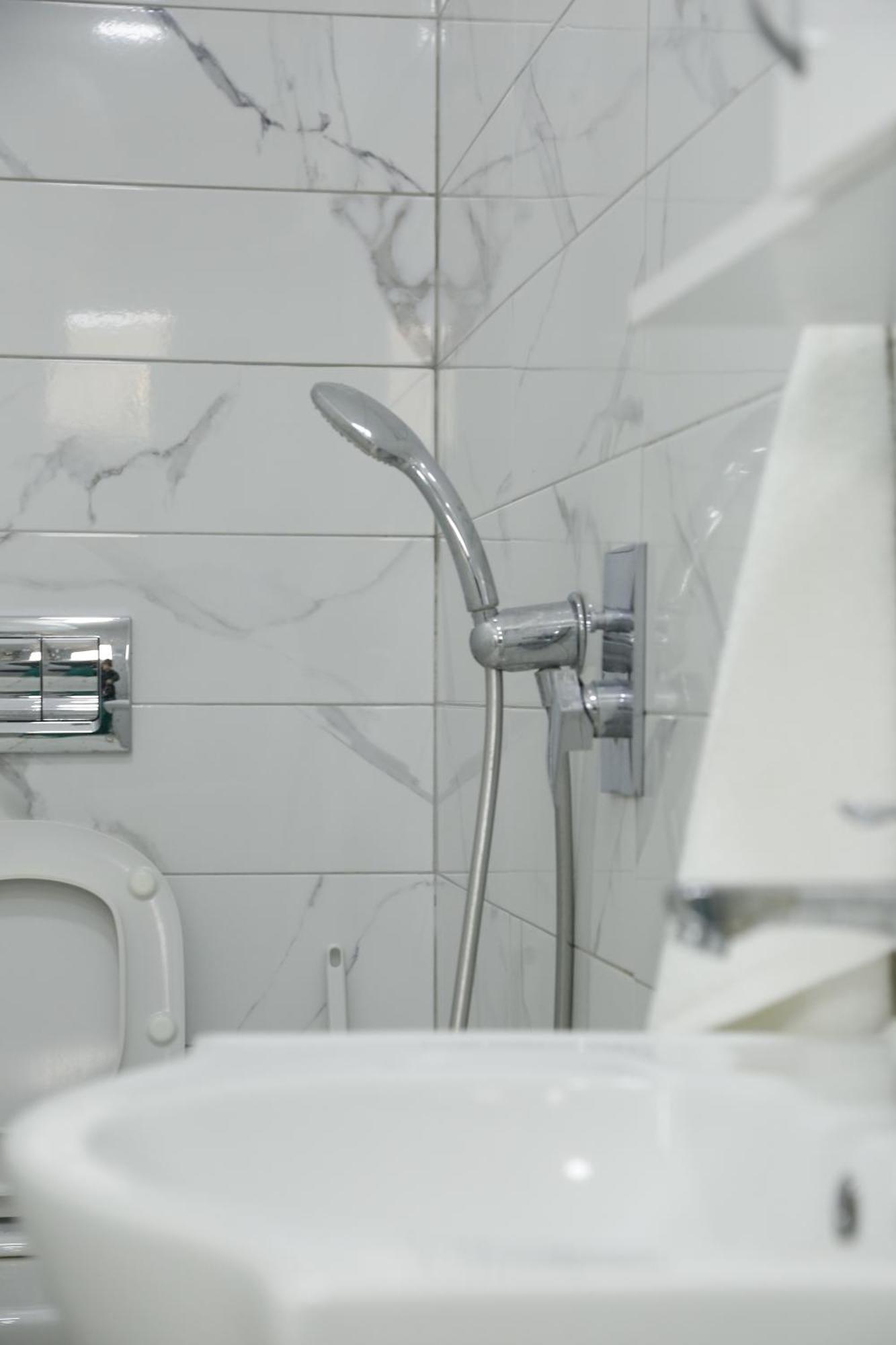 Albi Apartment Tiranë Ngoại thất bức ảnh