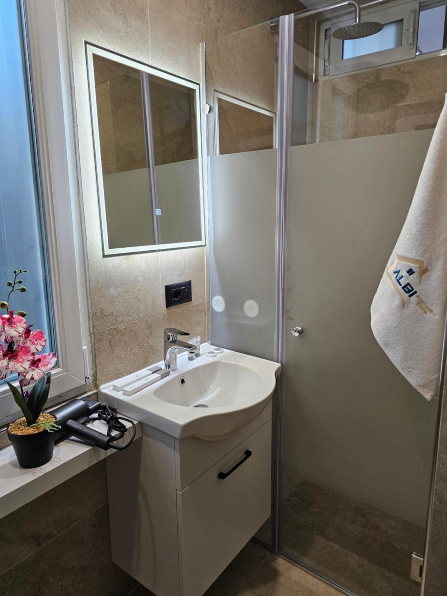 Albi Apartment Tiranë Ngoại thất bức ảnh